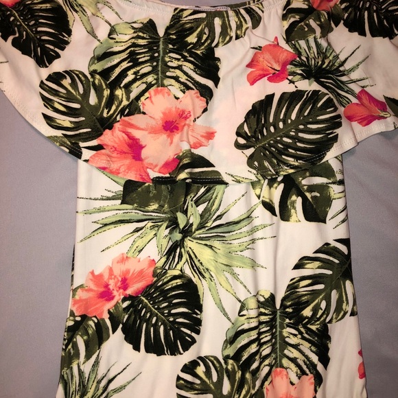 Women’s bodysuit - Picture 3 of 3